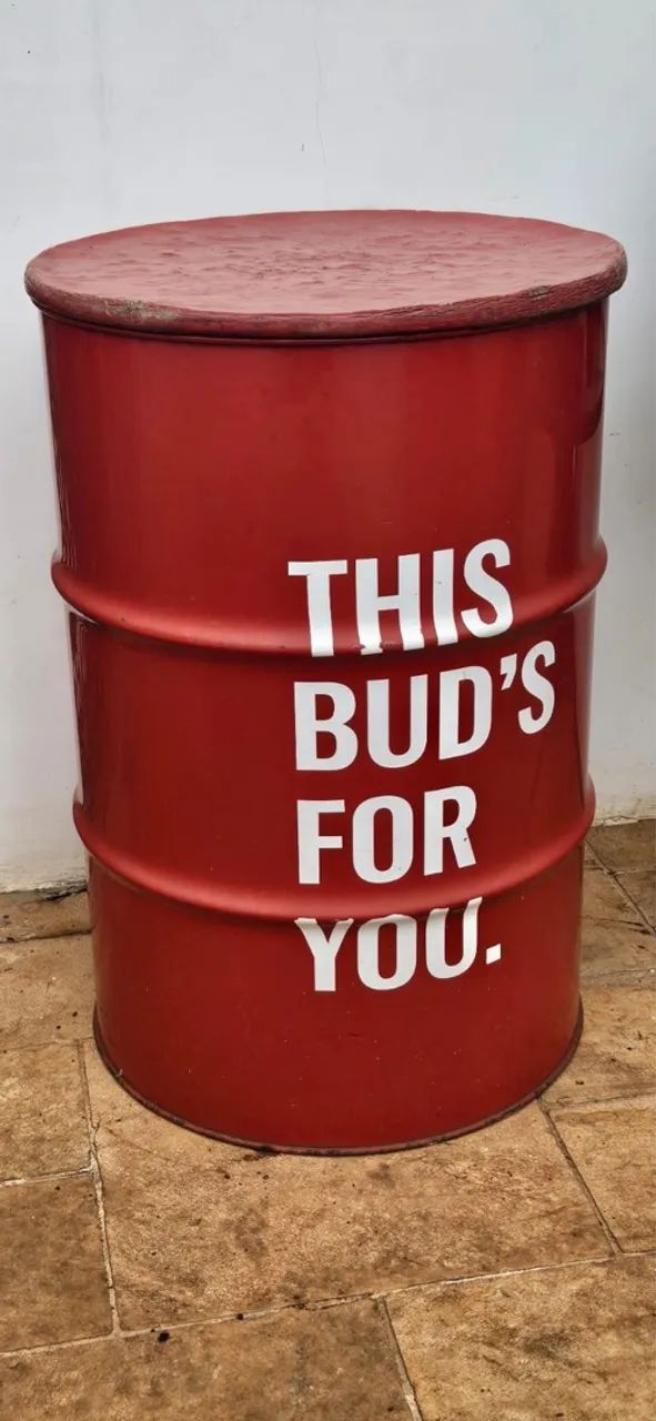 Kit de 04 Tambor iguais ou Barris de metal decorativos - Budweiser