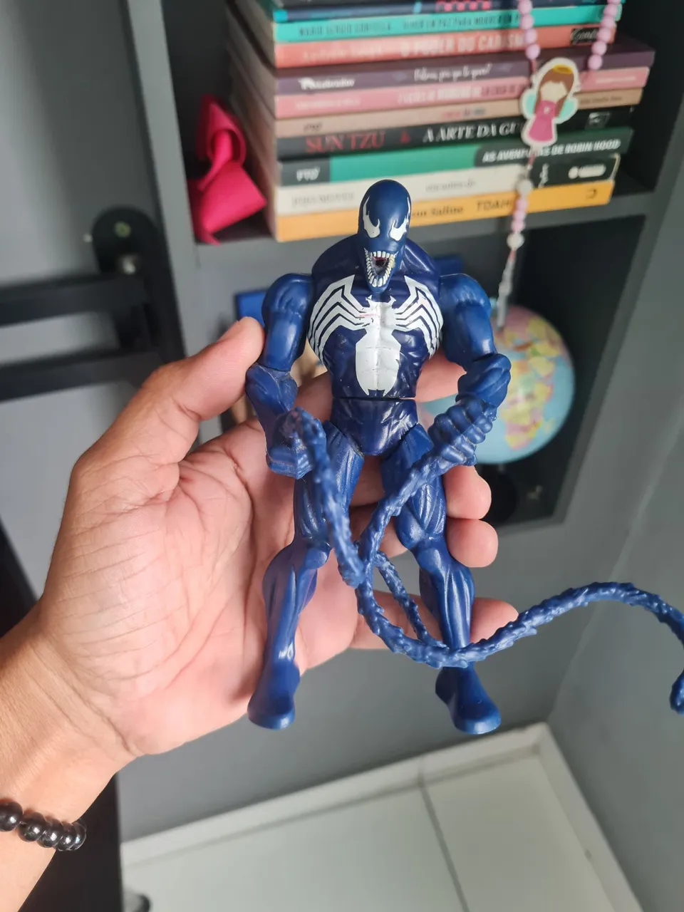 Boneco Venom Marvel Action Figure