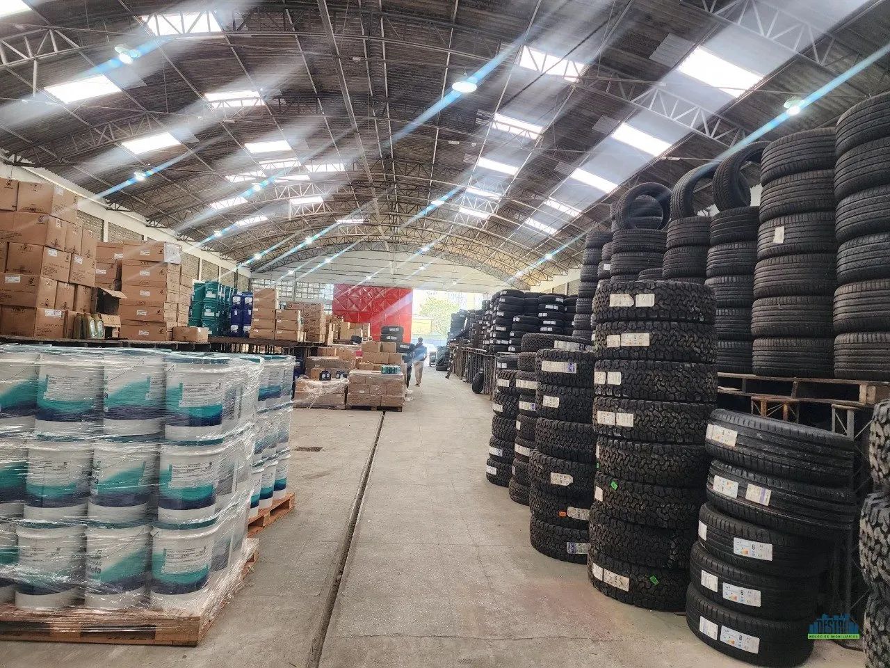 GALPÃO COM ÁREA TOTAL DE 4.500m² - Foto 3