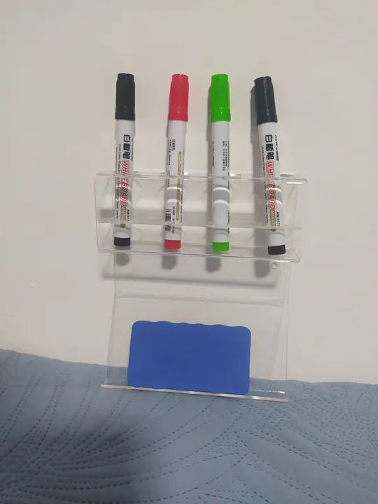 Suporte de canetas para quadro branco