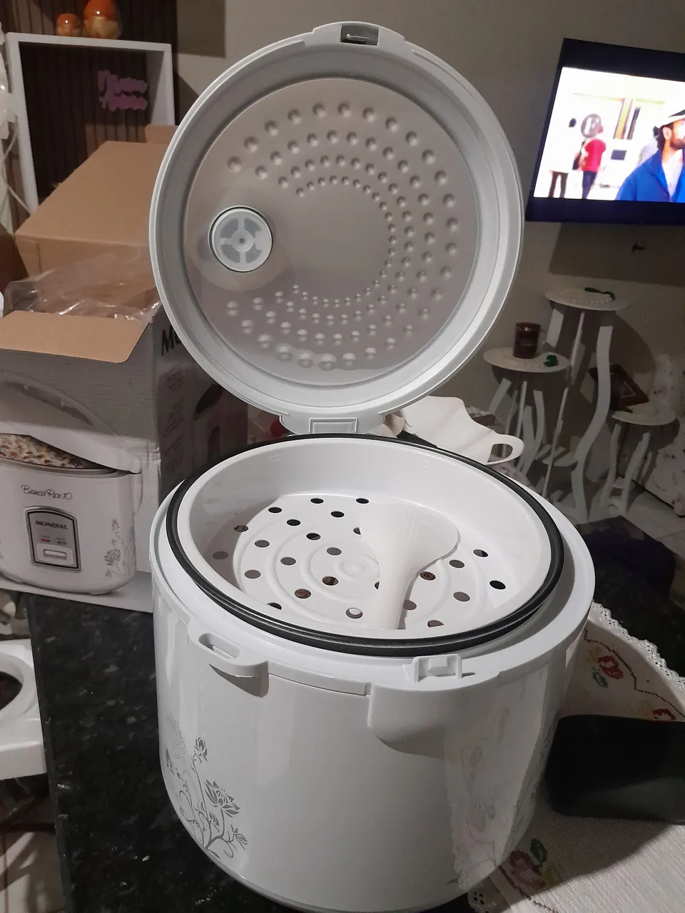 Panela de Arroz Elétrica Mondial 10 xícara e Airfryer philco oven 2000w seminova