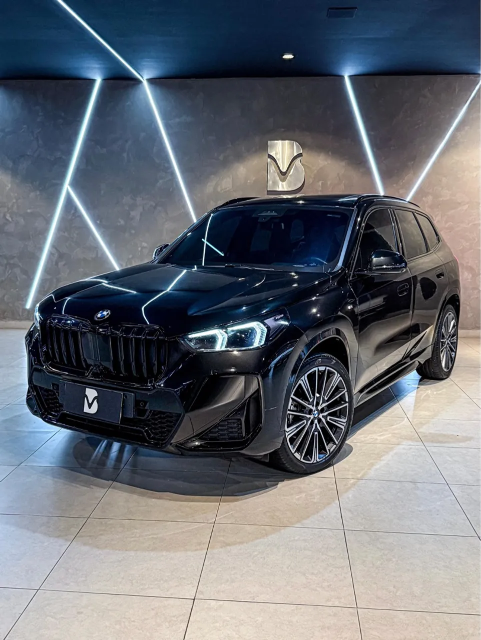 BMW X1 2023 20i M Sport + PPF FULL (só 9.000km) - BELEM VEICULOS PREMIUM