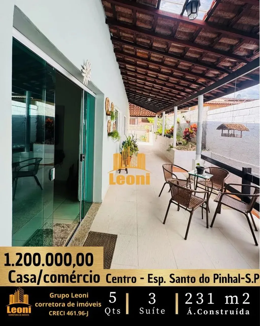 Casa 5 quartos com 3 suítes + comércio no coração de Espirito Santo do Pinhal