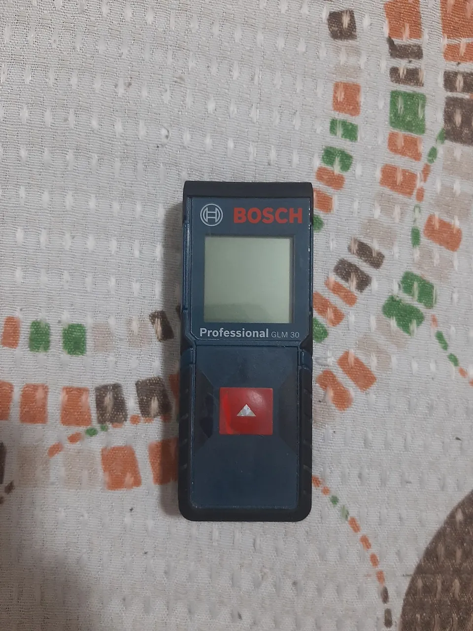 Medidor de Distância a Laser Bosch GLM 30 Professional