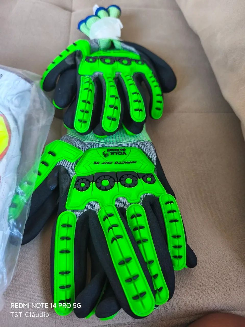  Vendo Luvas anti-impacto de Segurança para Esportes Radicais - Foto 3