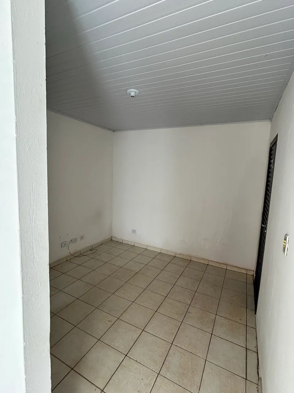 Aluga se casa  - Foto 4