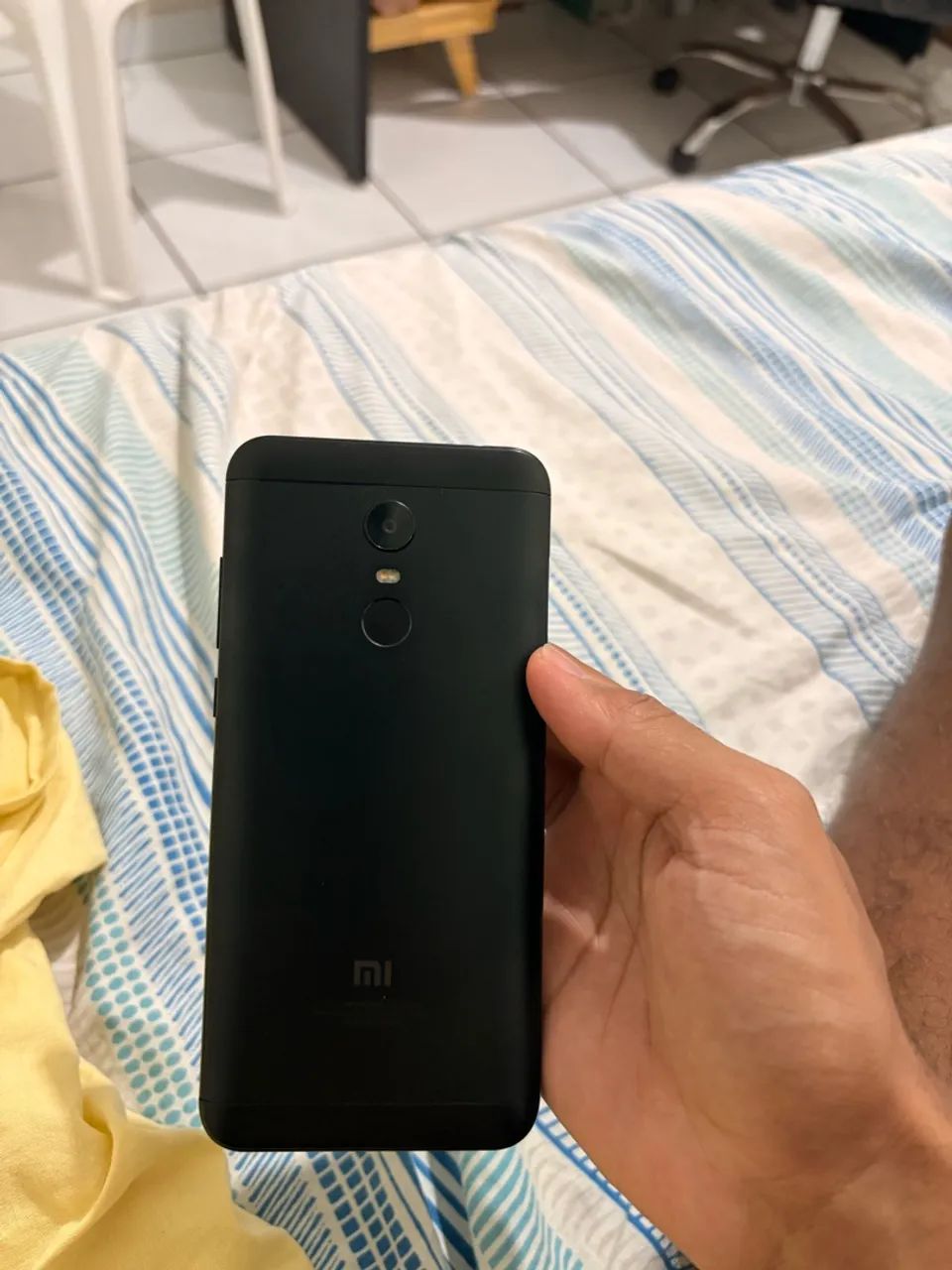 Celular redmi 5 plus - Foto 2