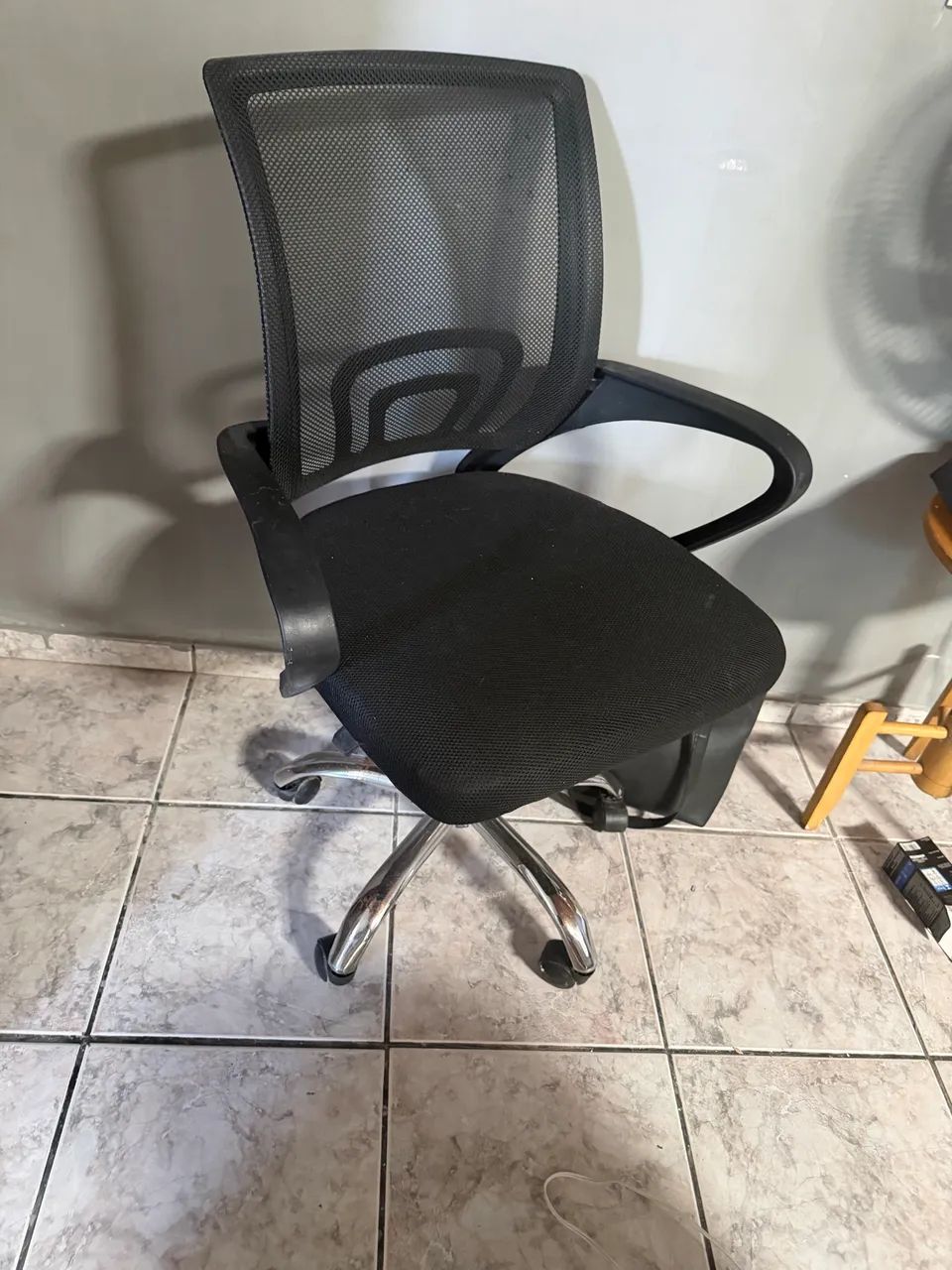 Cadeira de escritório  - Foto 2
