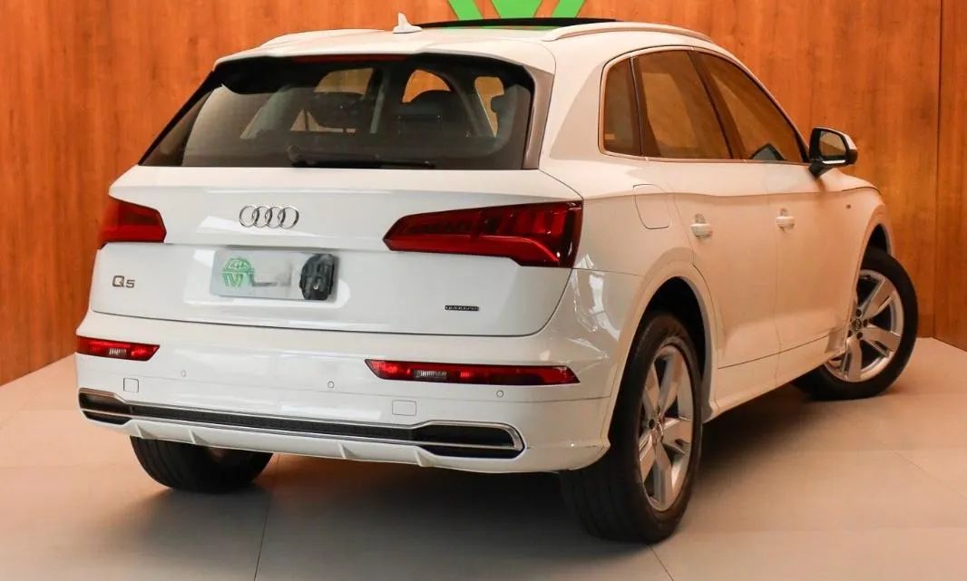 Audi Q5 S-line 2.0 TFSI Quattro S-tronic 2020 - Foto 2