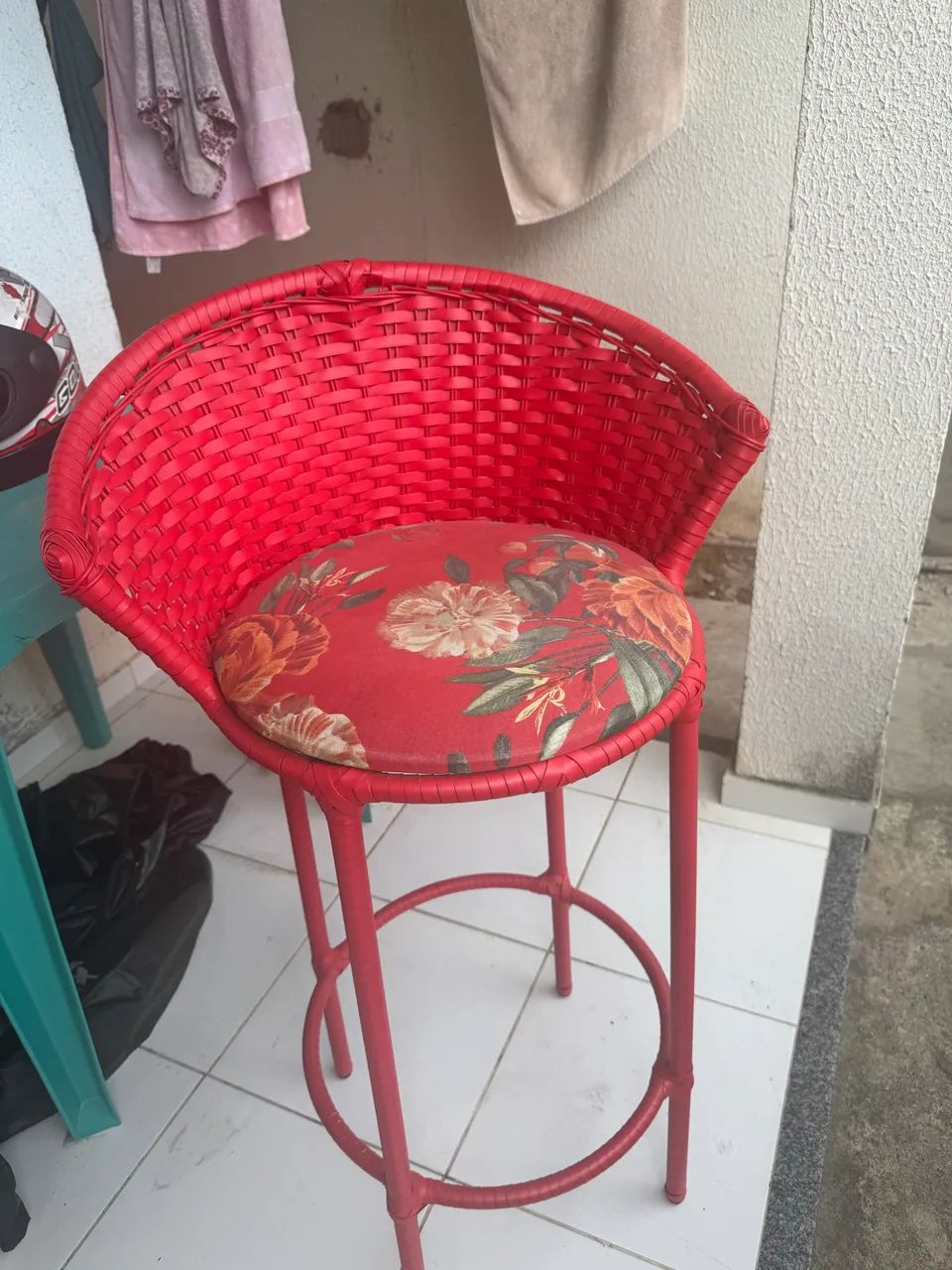 Vendo 3 banquetas em ótimo estado  - Foto 2