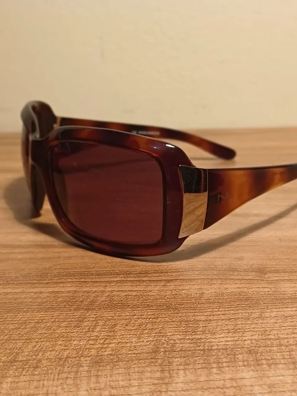 Óculos de sol NK Eyewear - Modelo tartaruga - Foto 2