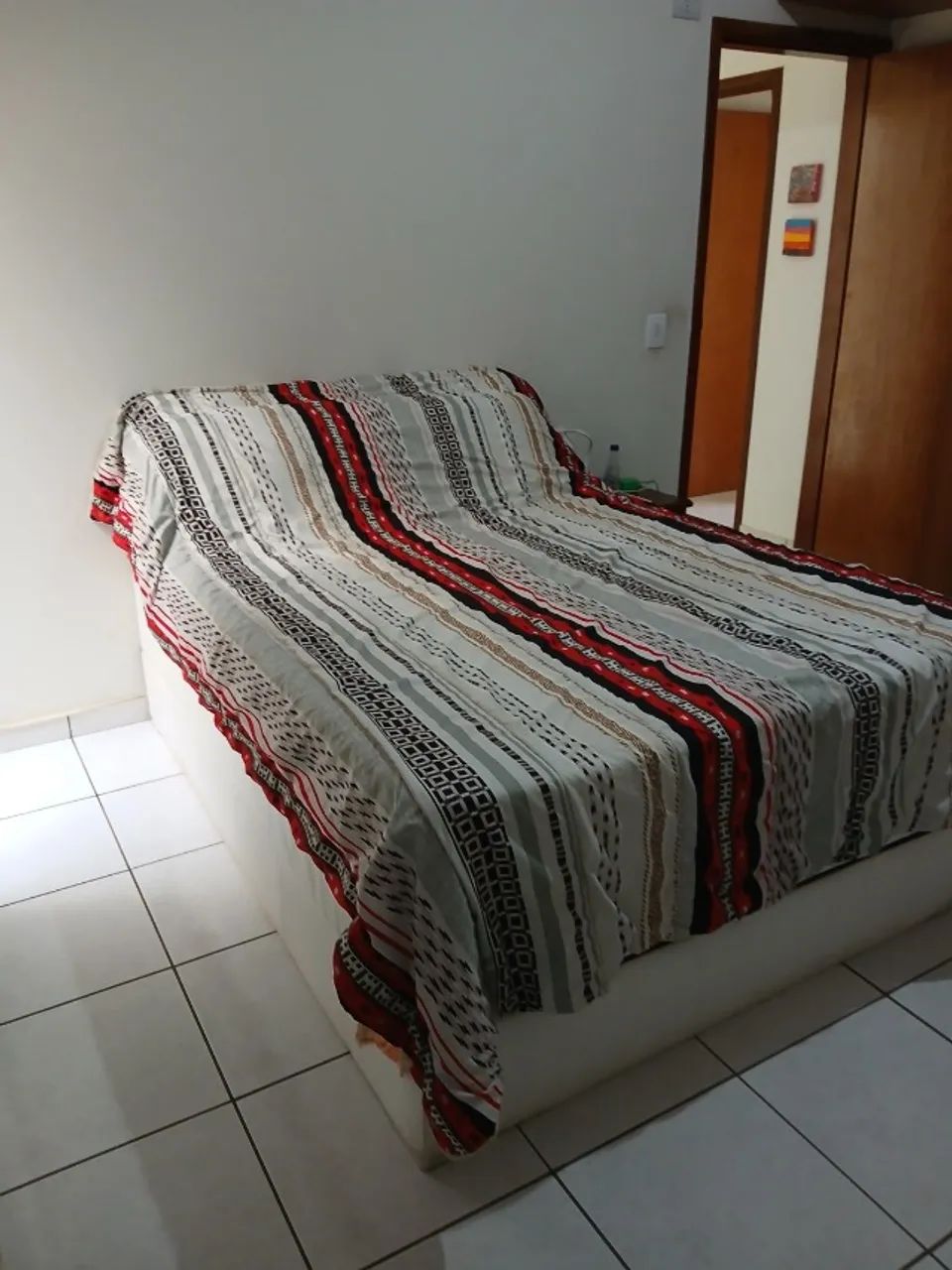 Cama box + colchão