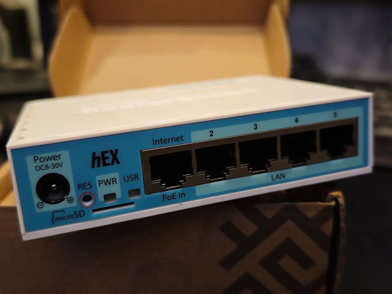 Roteador MikroTik Hex RB750Gr3  - Foto 3