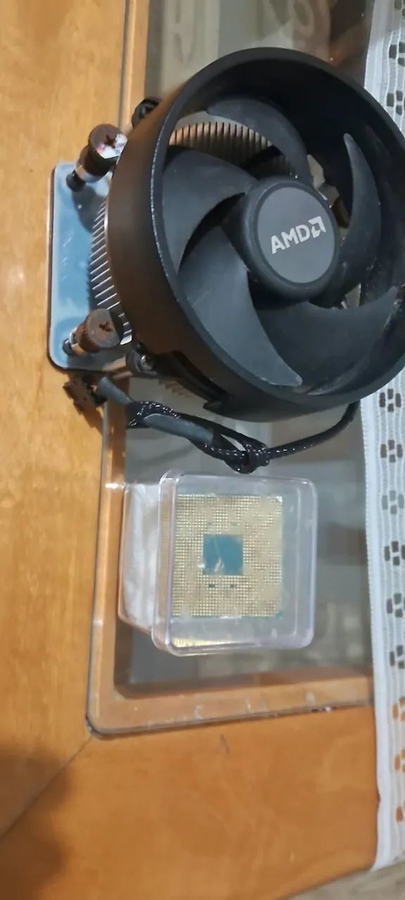  AMD Ryzen 3 2200G com placa de video integrada - Foto 4