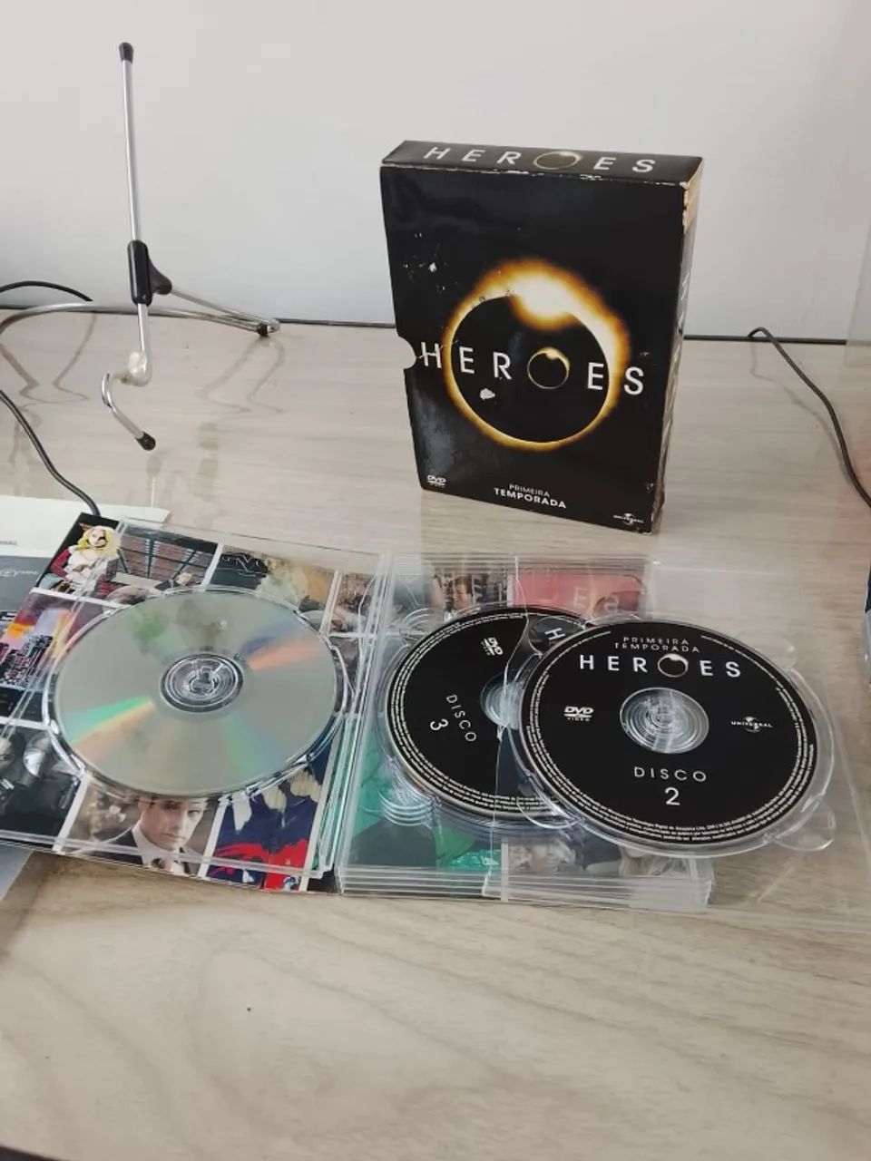 Caixa DVD - Heroes (1ª Temporada)  - Foto 4