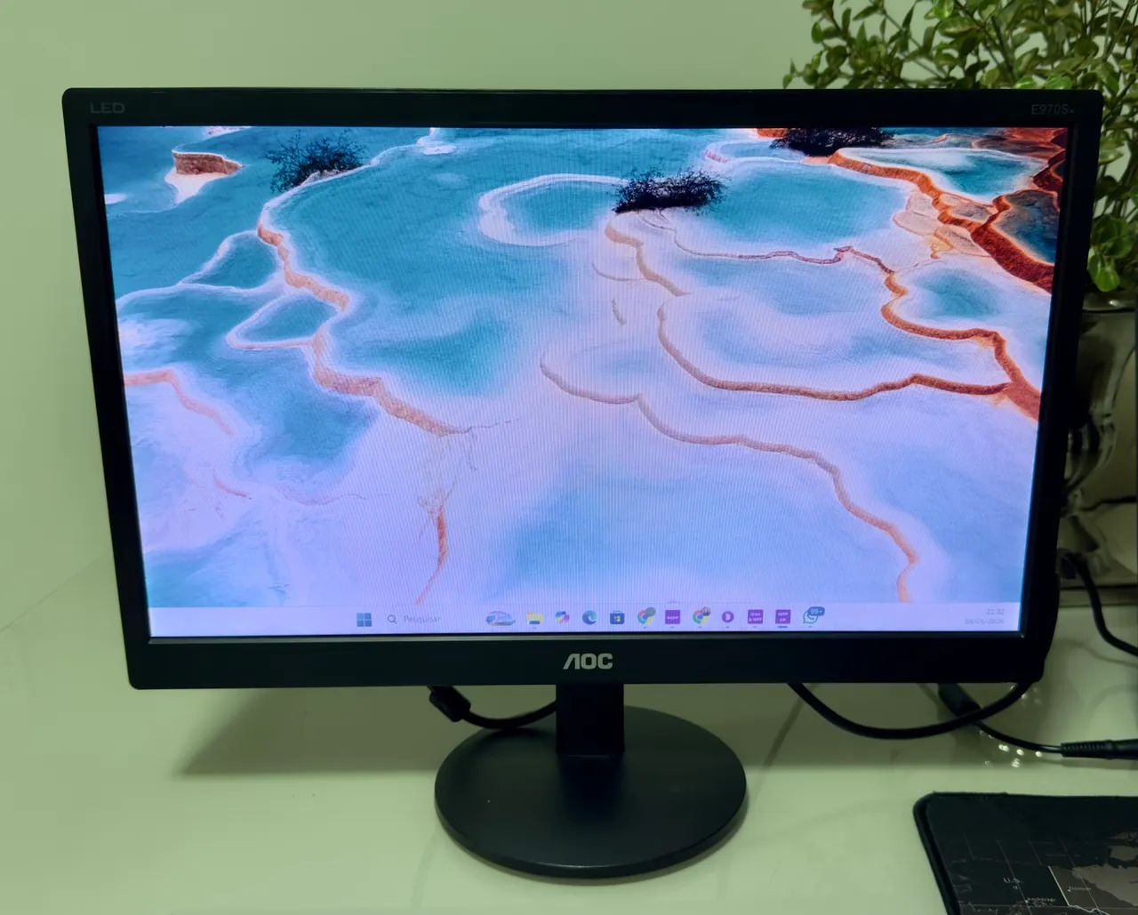 Monitor AOC LED 18,5 E970SWNL - 60Hz | Ótimo Estado - Foto 2