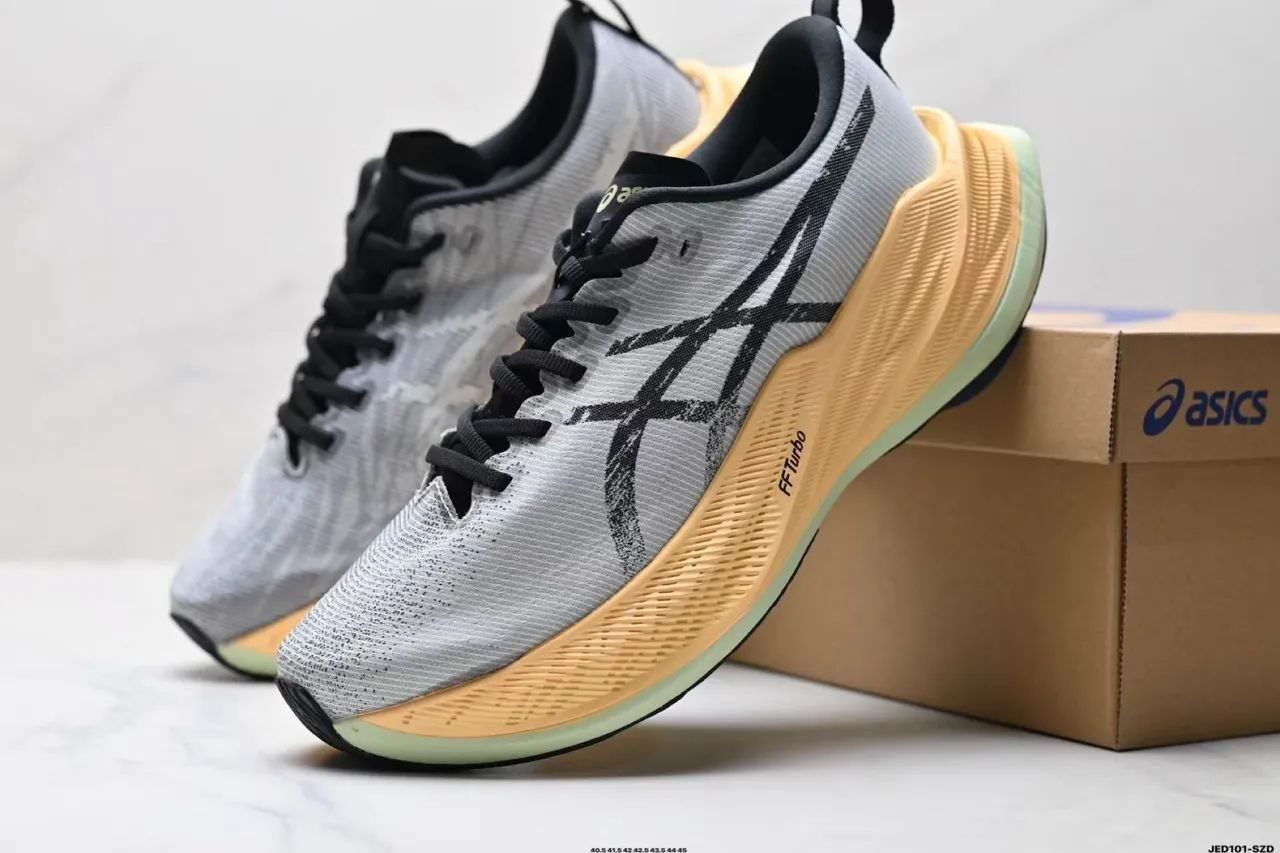 Asics Superblast 2 - Foto 2