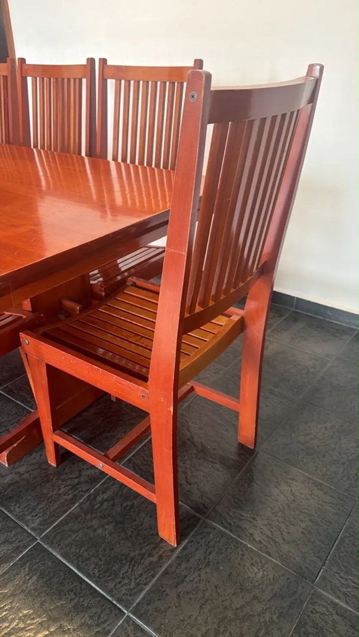 MESA EM MADEIRA MACIÇA  - Foto 4