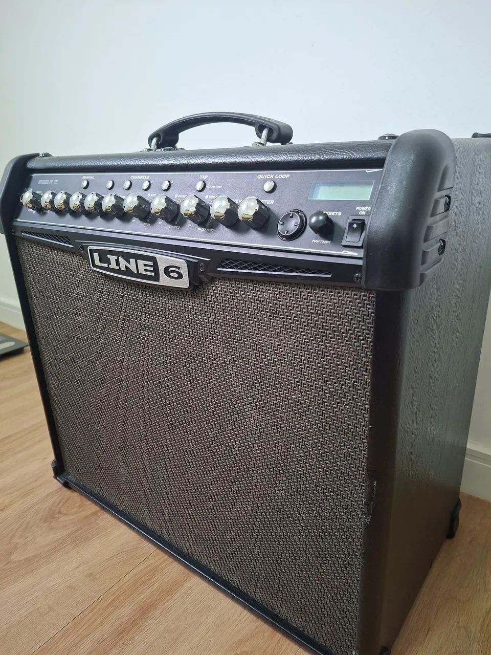 Amplificador line 6 spider IV75 - Foto 3