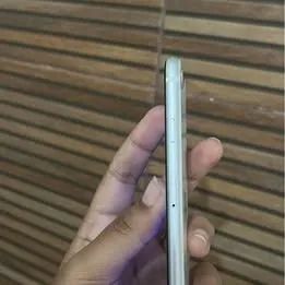 iPhone SE 2020 128GB - Ótimo estado - Foto 4