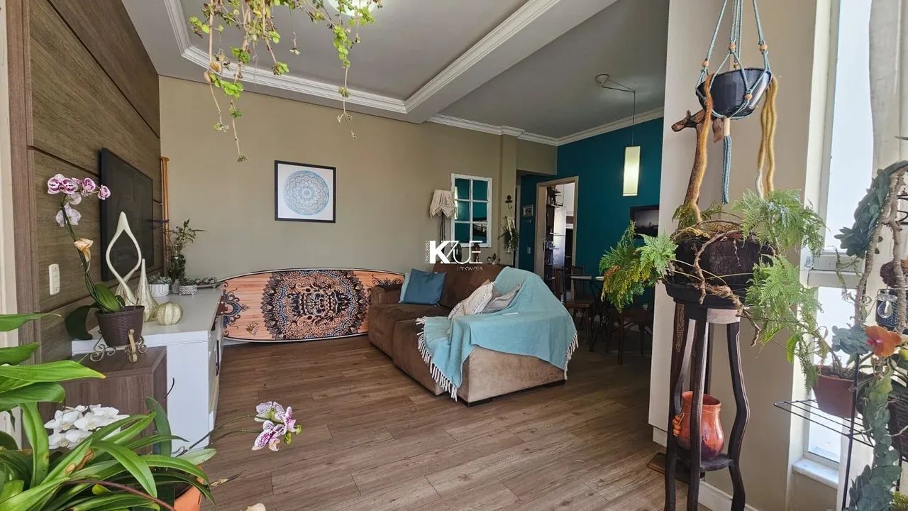 Apartamento mobiliado com 100 m² privativos em Capoeiras, Florianópolis!