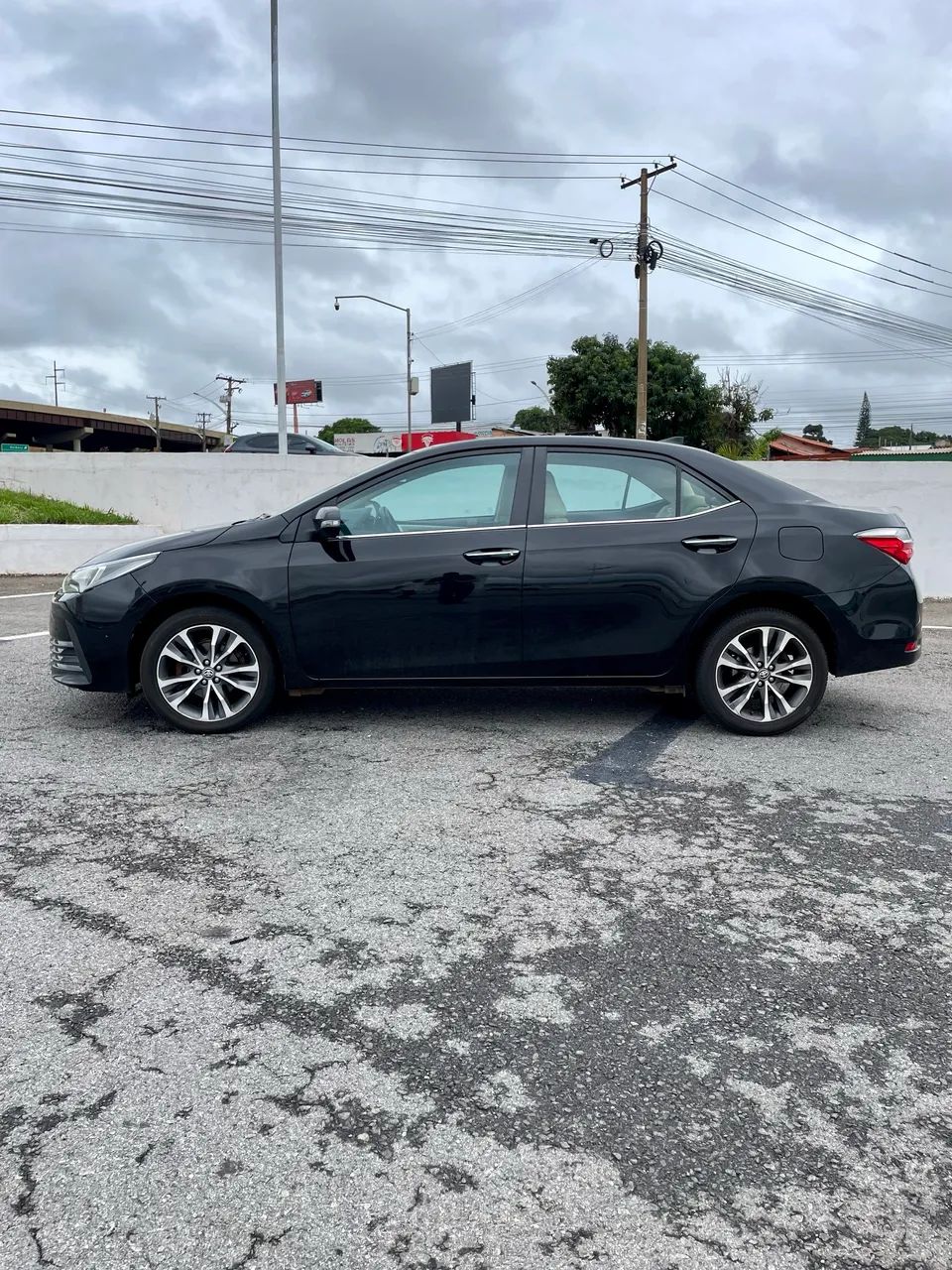 Toyota Corolla Altis 2.0 Flex 16V Aut. 2018 - Foto 2