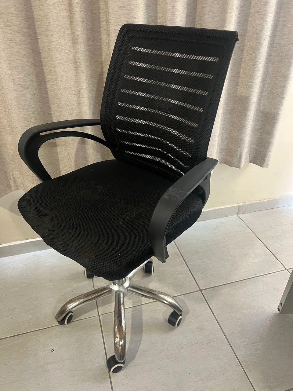 Cadeira de mesa, computador, escritório e ect.. - Foto 3