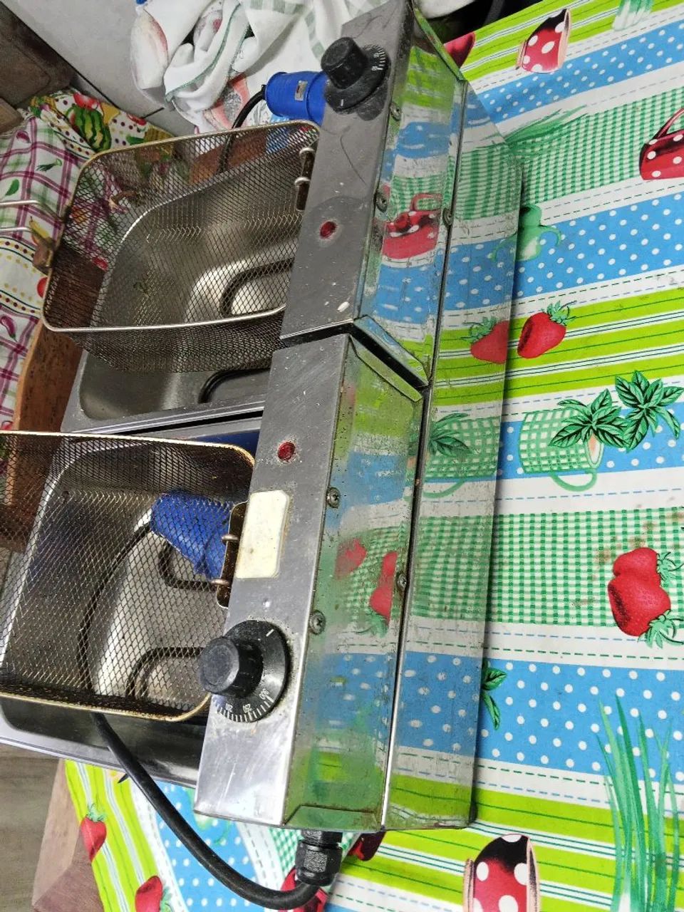 Fritadeira elétrica e chapa de lanches  - Foto 4
