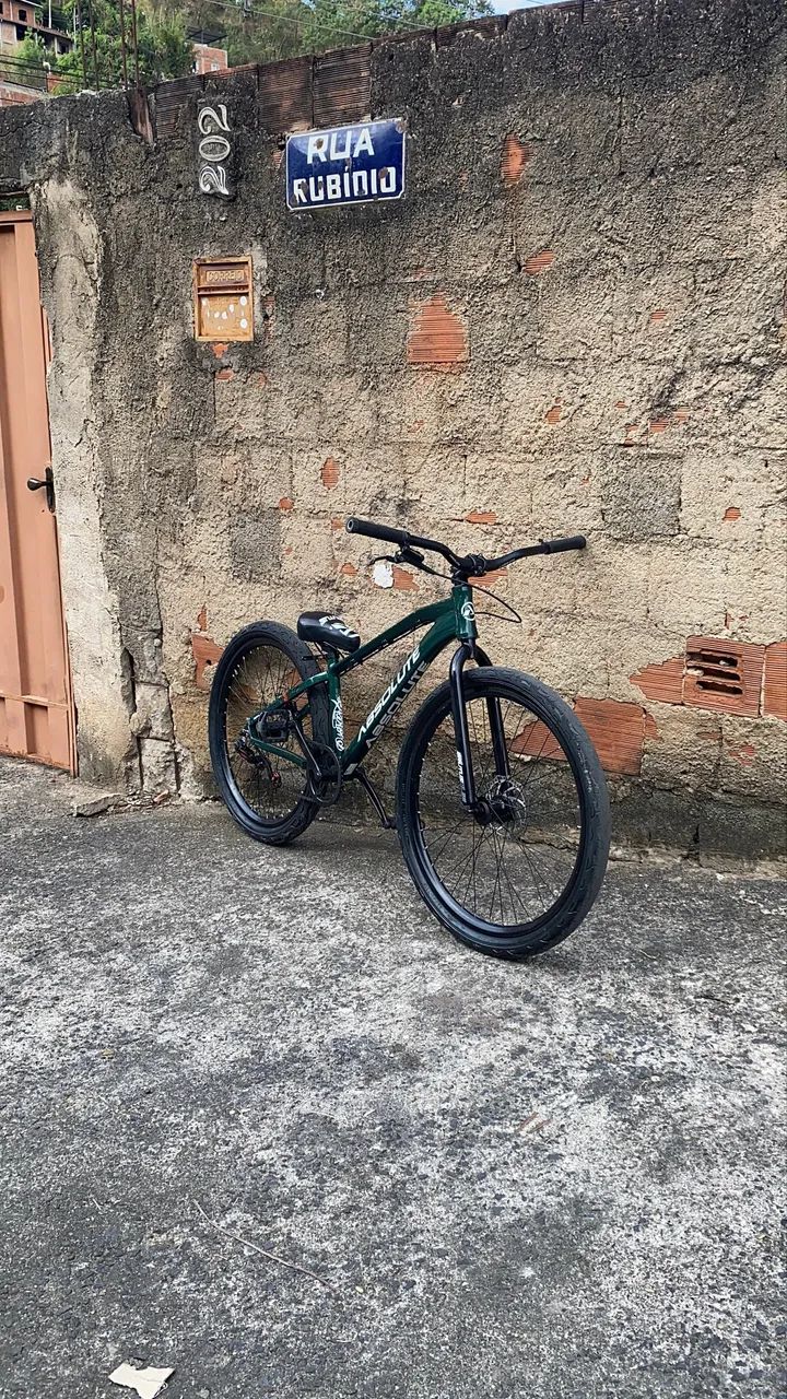 absolute brutus - Foto 2