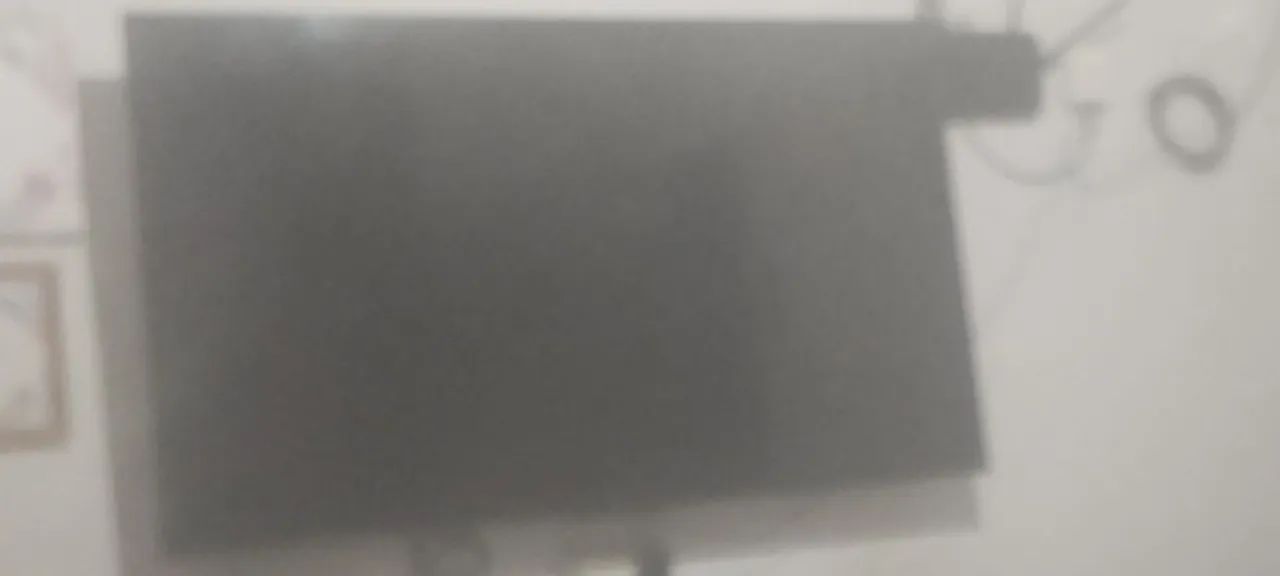 Tv TCL 55" com defeito - Foto 3