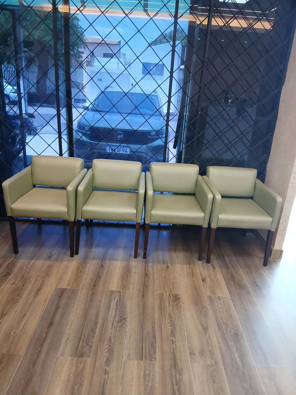 Cadeira pra recepção  - Foto 2
