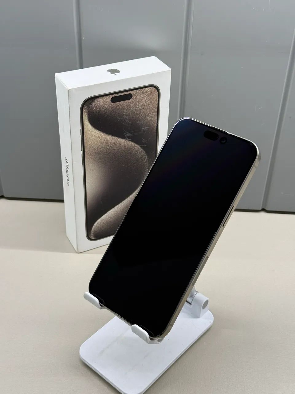 iPhone 15 pro Max 256gb Natural Semi Novo | Loja Física