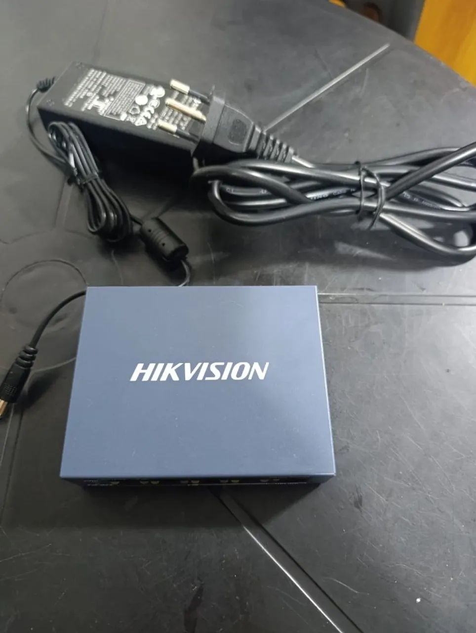 SWITCH PEO HIKVISION  - Foto 2