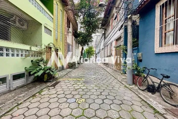 Botafogo | Casa 4 quartos, sendo 2 suites - Foto 4