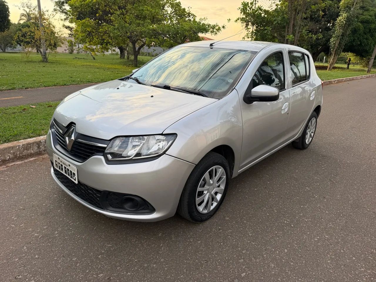 Renault Sandero AUTHENTIQUE 1.0 12V FLEX 2017