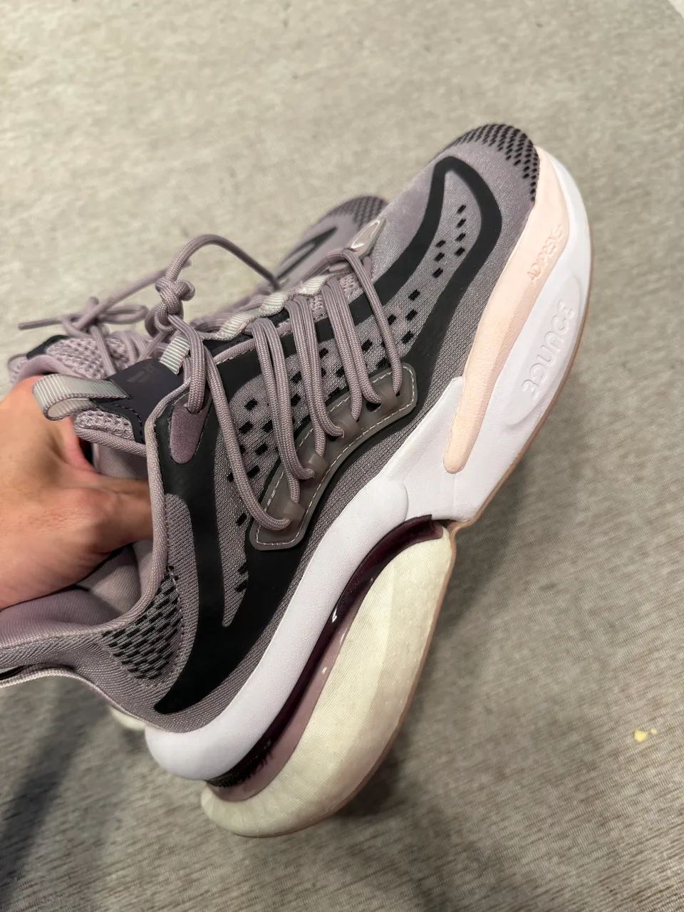Tenis Feminino Adidas Alpha Boost v1 BR 39