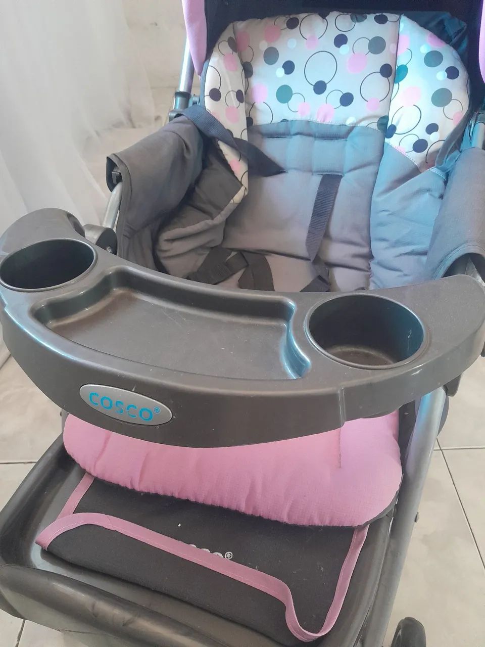 Carrinho de bebê Cosco