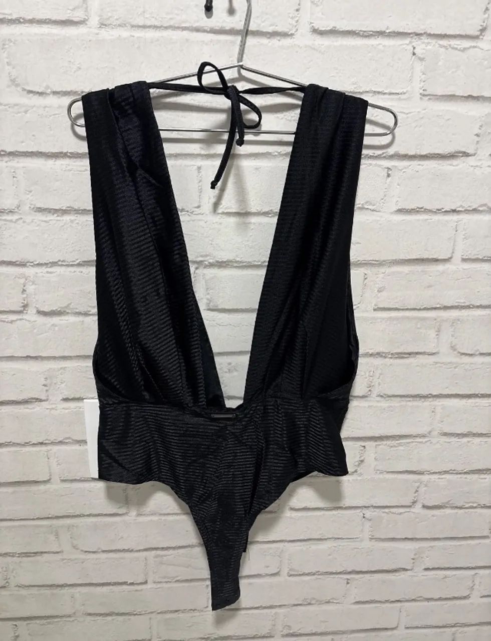 Body com Decote em V Lança Perfume  - Foto 2
