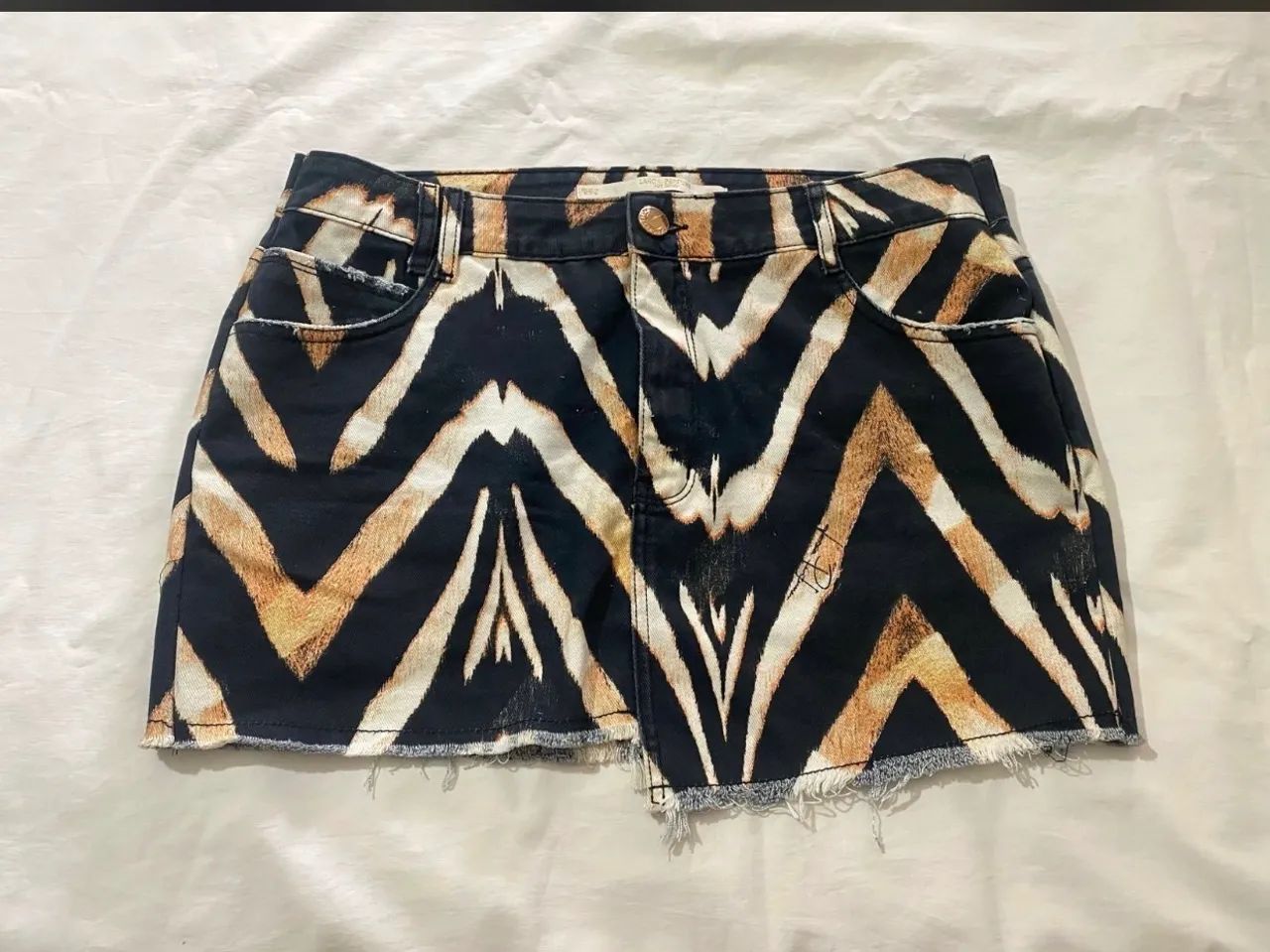 Saia jeans Lança perfume TAM 42