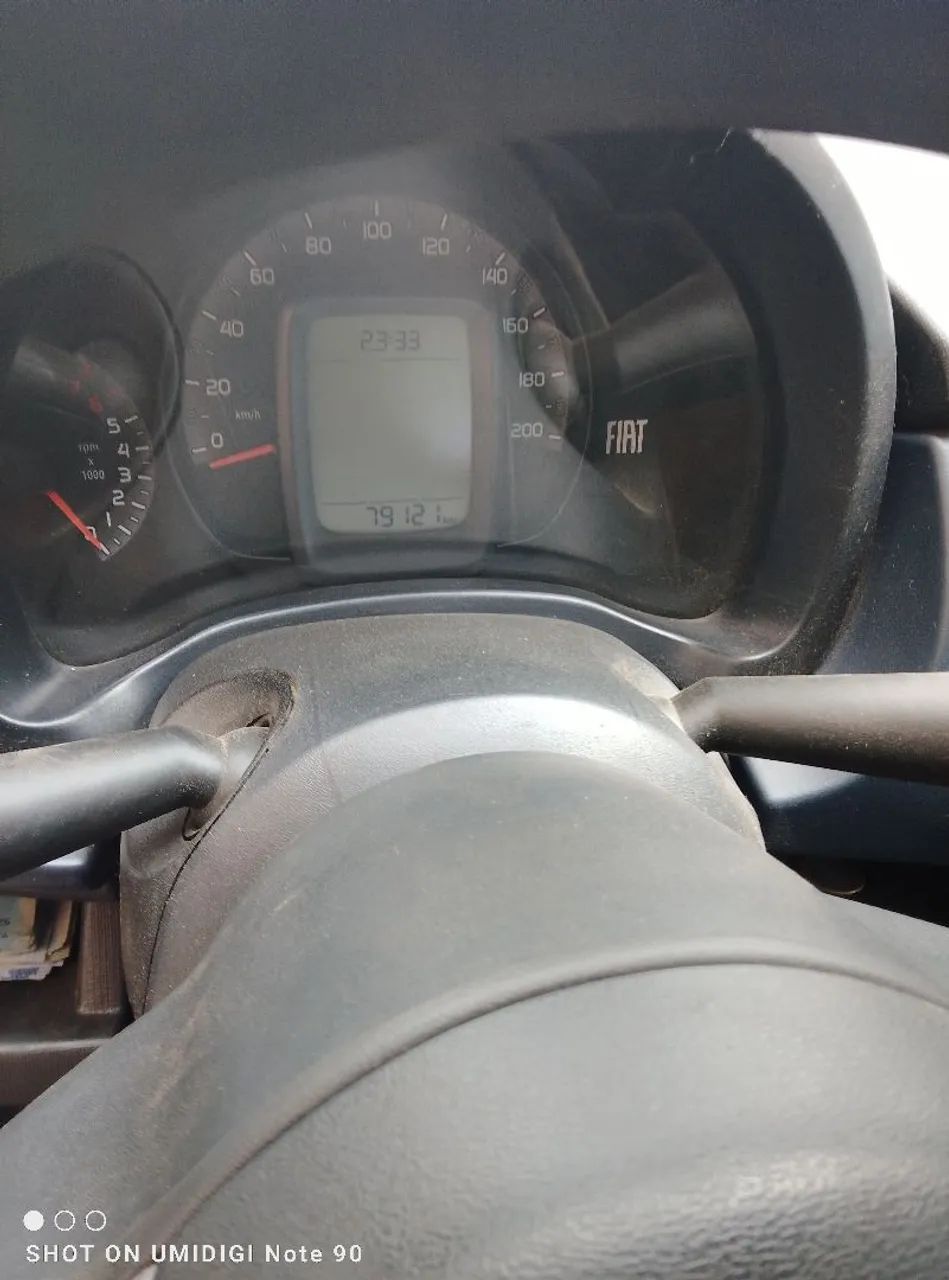 Fiat Uno Attractive 1.0 EVO Fire Flex 8V 5P 2021 - Foto 3