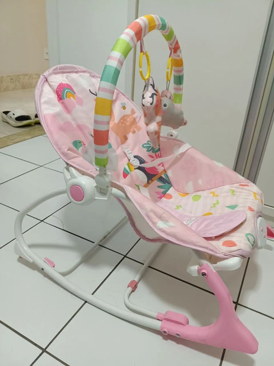 Cadeirinha de bebê com música e massagem - Foto 2
