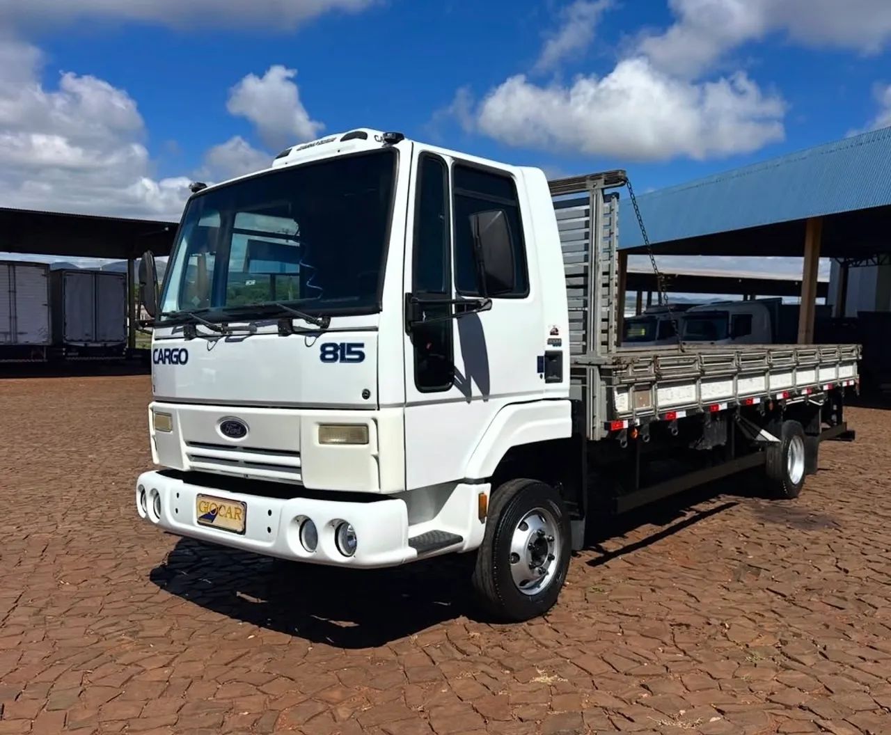 Ford Cargo 815 4x2 