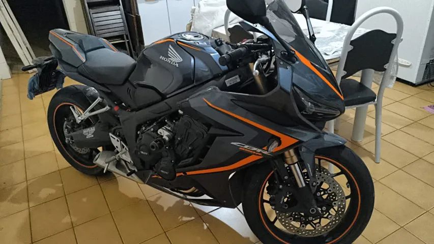 CBR650R 2021 CINZA - Foto 3