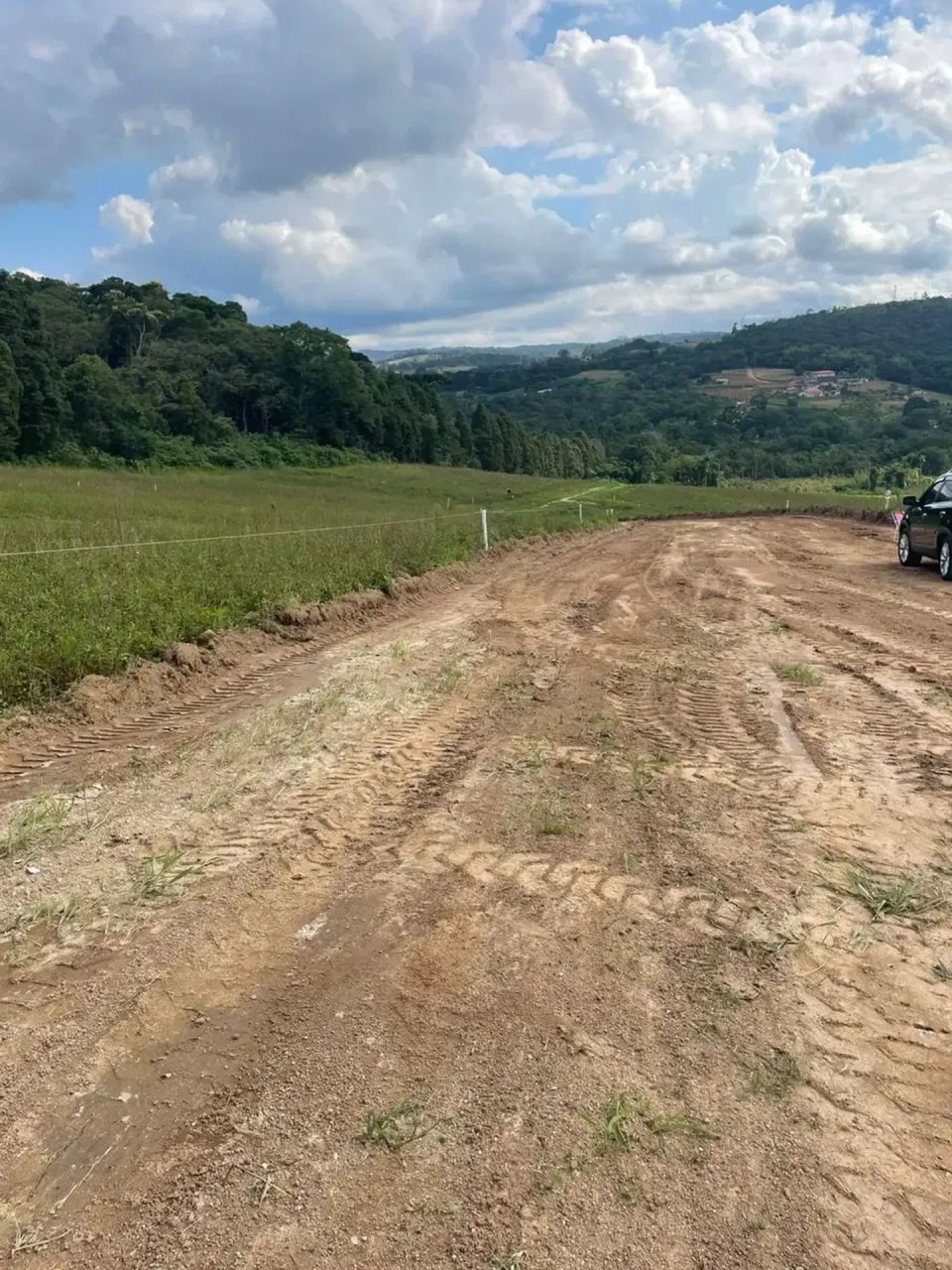 Lotes em Cotia! Aceitamos automóveis como parte do pagamento. - Foto 2