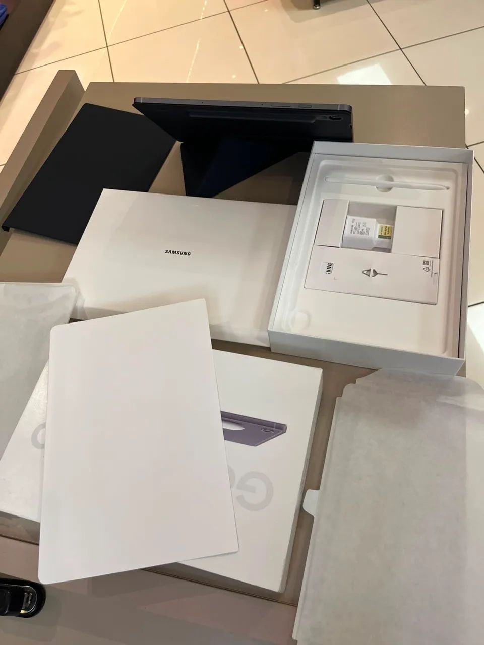 Tablet Samsung S10 fé  - Foto 4