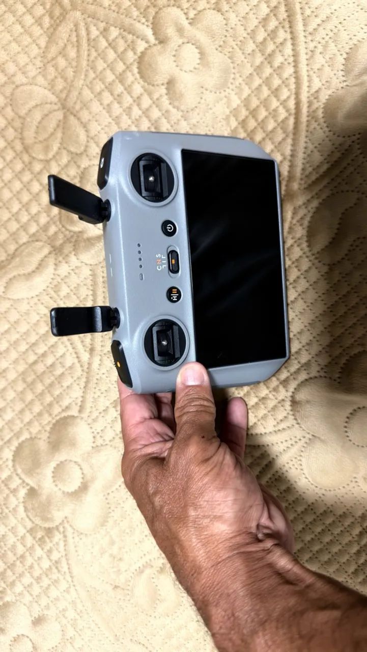 Controle DJI RC2 (sem placa) tudo funcionando. 