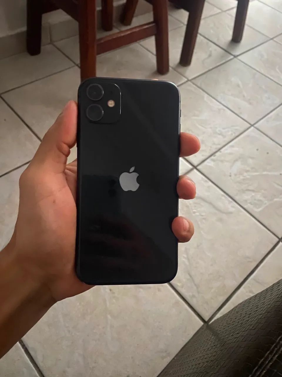 iPhone 11 64gb preto  - Foto 2