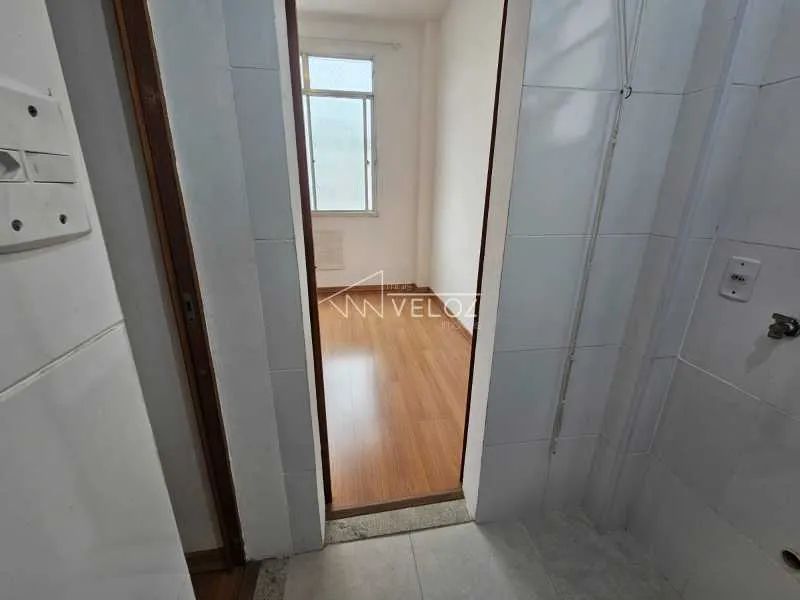 Apartamento - / Residencial / Centro