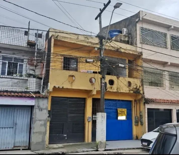 Prédio Comercial e Resid. na Av. Centenário c/ Rod. Mangueirão.