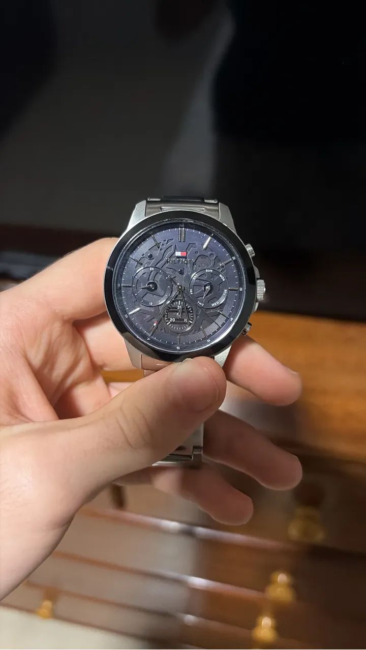 Relógio Tommy Hilfiger 44mm com caixa e garantia  - Foto 2